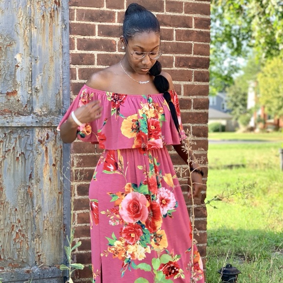 Mad About You Floral Maxi Dress - Picture 2 of 3
